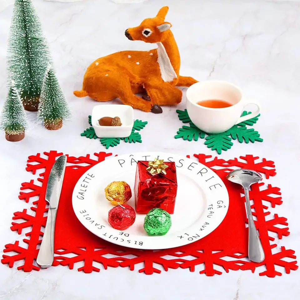 Christmas Snowflake Placemats – Decorative Cut-Out Table Mats for Holiday Dining