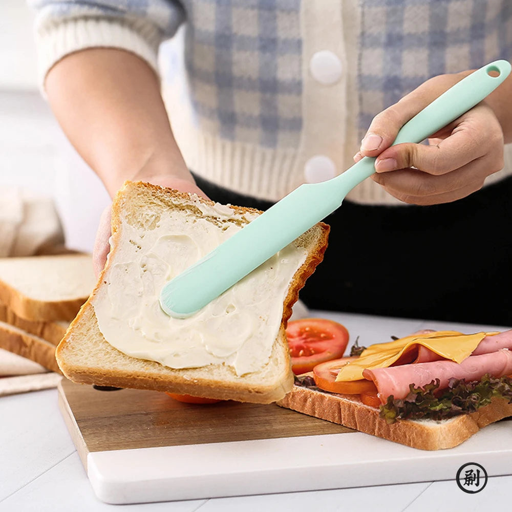 Nordic Silicone Cake Spatula — Food-Grade Heat-Resistant Scraper