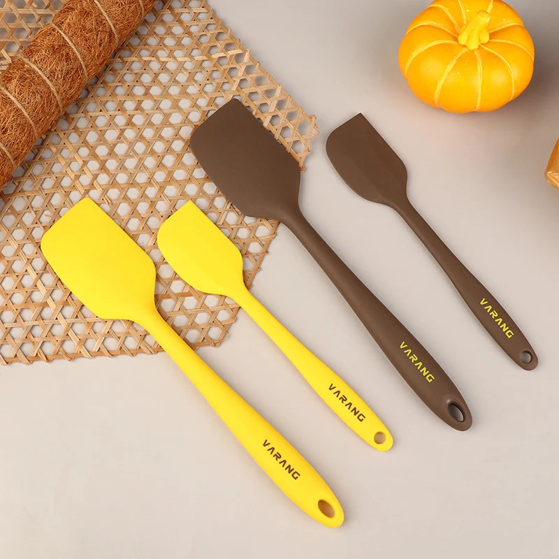1 Pc Kitchen Silicone Cream Butter Cake Spatula Scraper Cake Cream Scraper Nonstick Butter Spatula Mixer DIY Cake Baking Tools