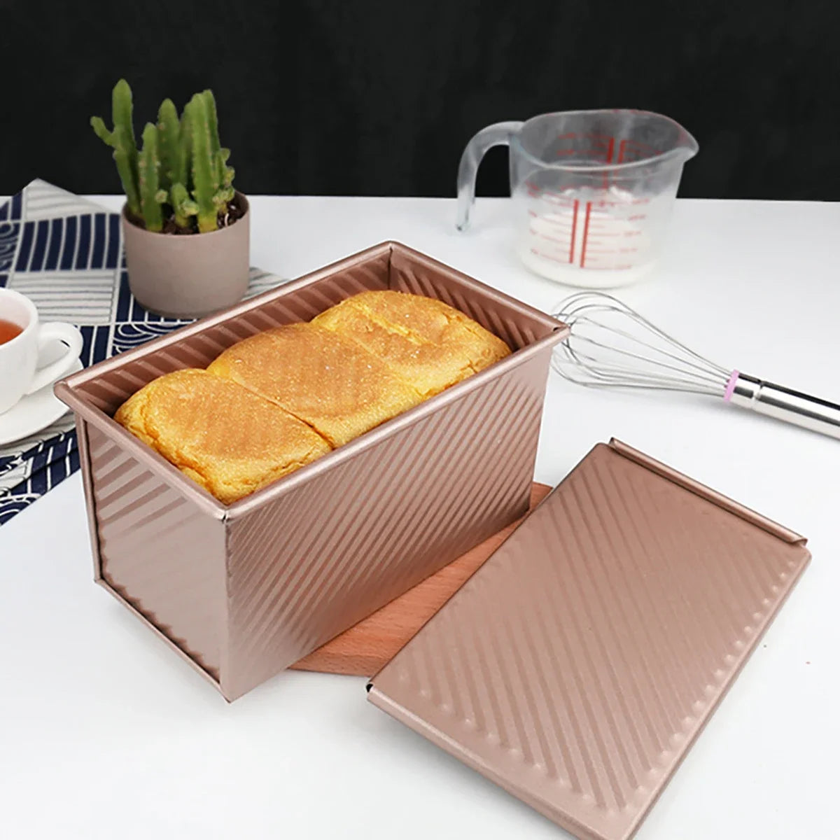 Non-Stick Loaf Pan with Lid - Carbon Steel Bread & Cake Baking Pan